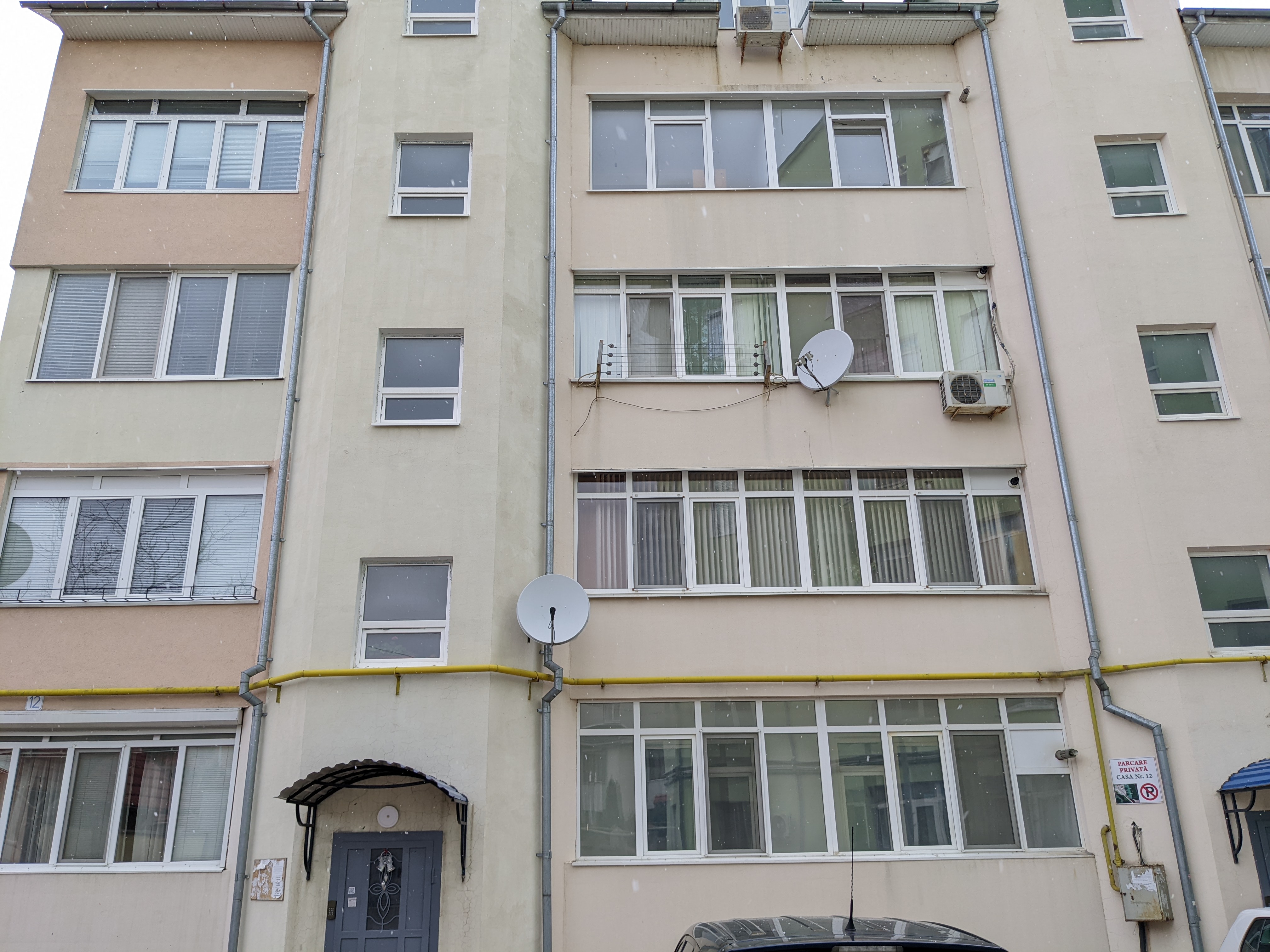 VÂNDUT Apartament de vânzare, Chișinău, sec. Telecentru, Bloc Nou, 3 odăi cu living, 95 m2, et.1