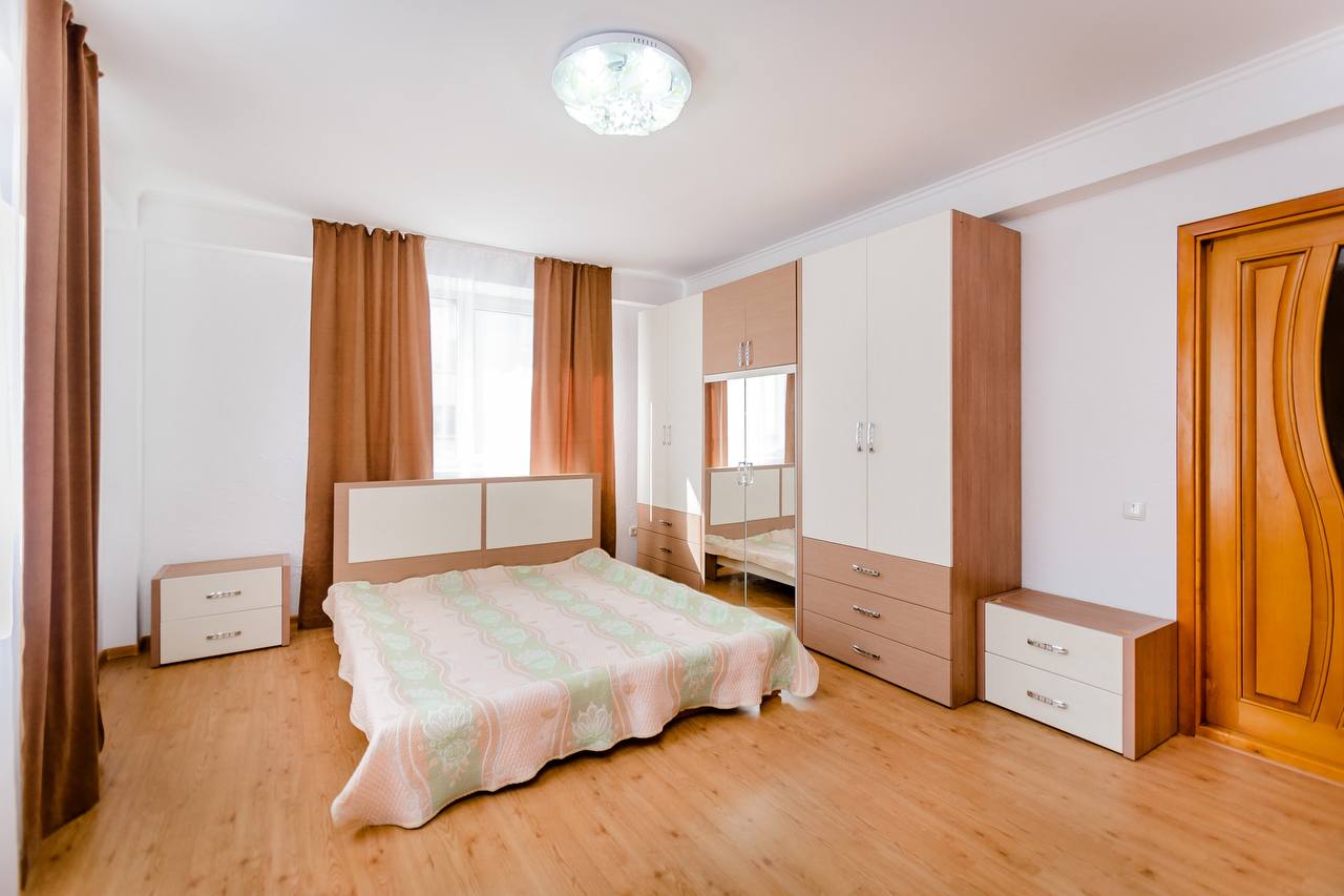 VÂNDUT Apartament de vânzare, Chișinău, sec. Râșcani, 2 odăi, euro reparat, 69m2, et.7