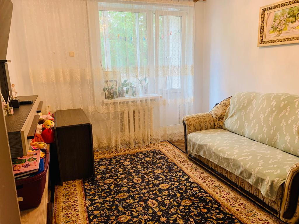 Apartament de vânzare, mun. Chișinău, sec.Riscani, 2 odăi separate,seria Ceska, 53 m2, et.2
