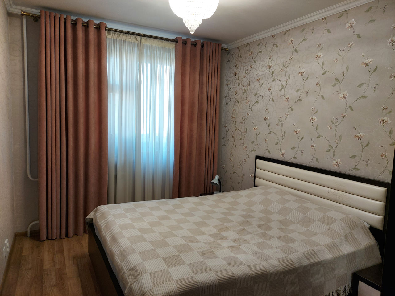 Apartament de vânzare, mun. Chișinău, sec.Riscani, 3 odăi separate,seria 143, 73 m2, et.9