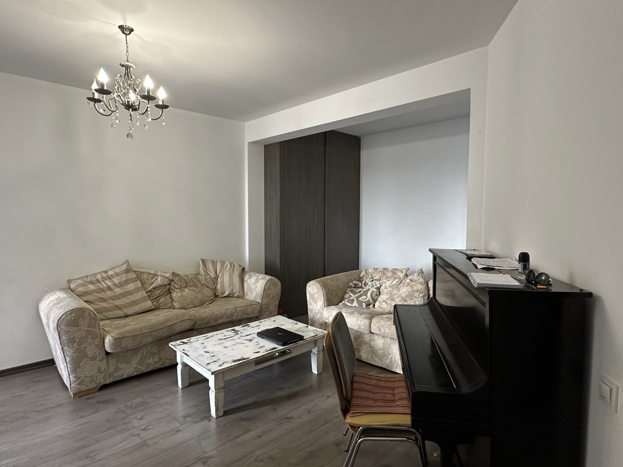 Apartament de vânzare, mun. Chișinău, sec.Ciocana, 2 odăi cu living, suprafata 74 m2, et.11