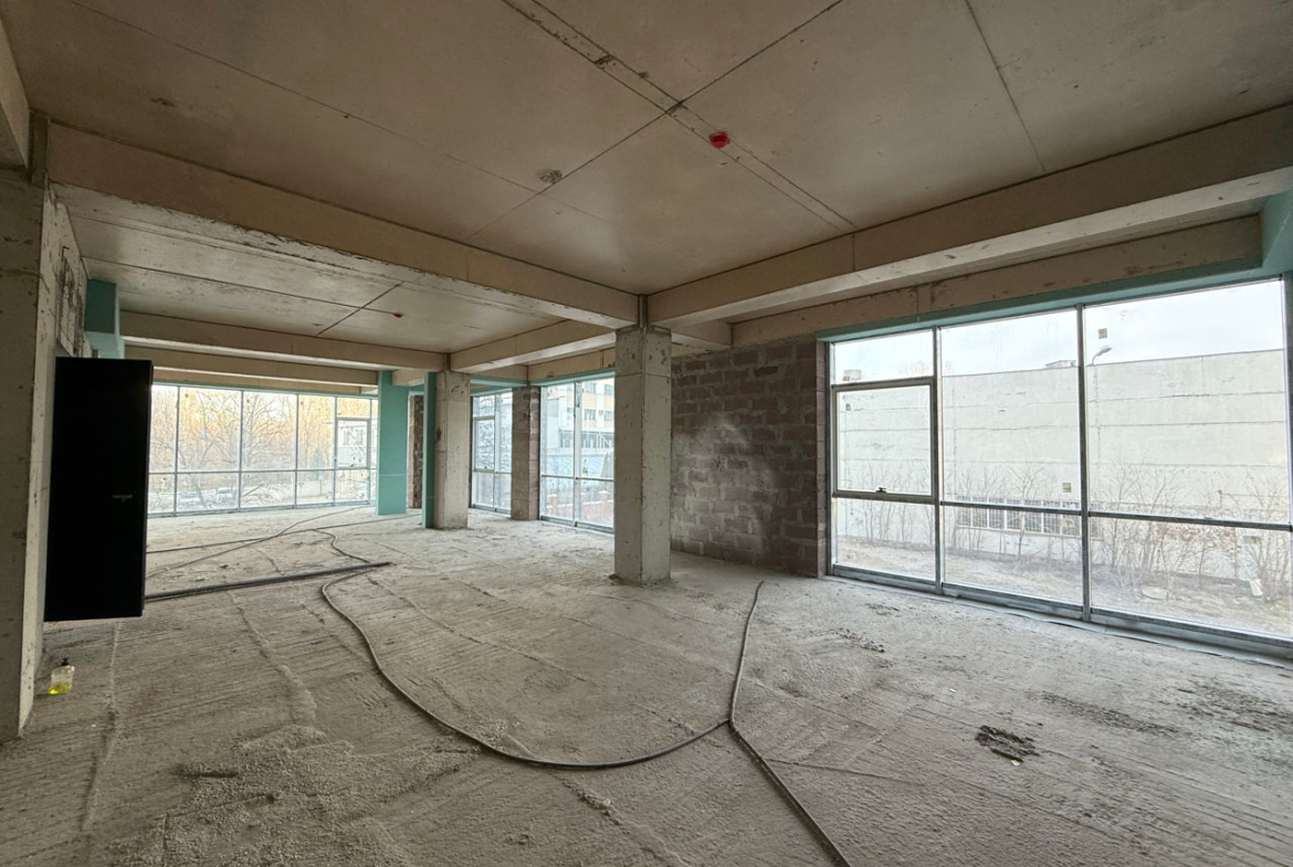 Торговое помещение, 111 м², Кишинёв